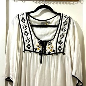 White bohemian dress in great condition